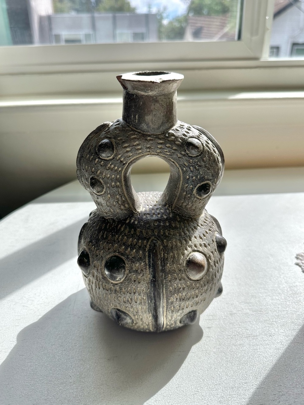 Vintage chavin blackware effigy vessel peruvian pottery prickly pear replica art
